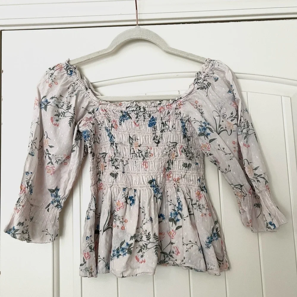 SAYLOR Clover Floral Smocked Top - Picture 3 of 7